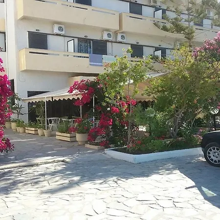 Hotel Esperides 2*
